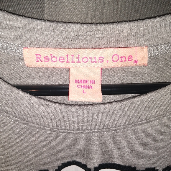 Rebellious one" Resting Grinch face" sweatshirt - Picture 2 of 3